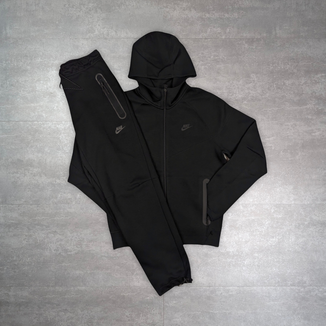 Nike Tech Fleece 'New Season' - Black